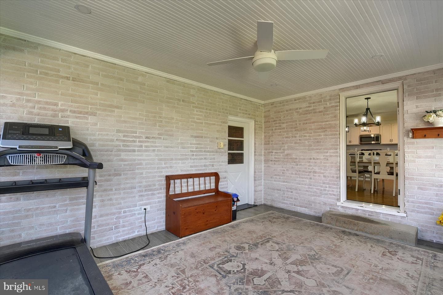 1838 Ridgeview Drive photo 18