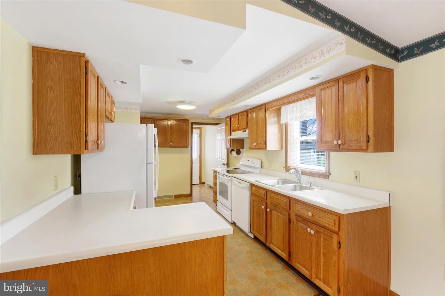 8 Dogwood Drive photo 7