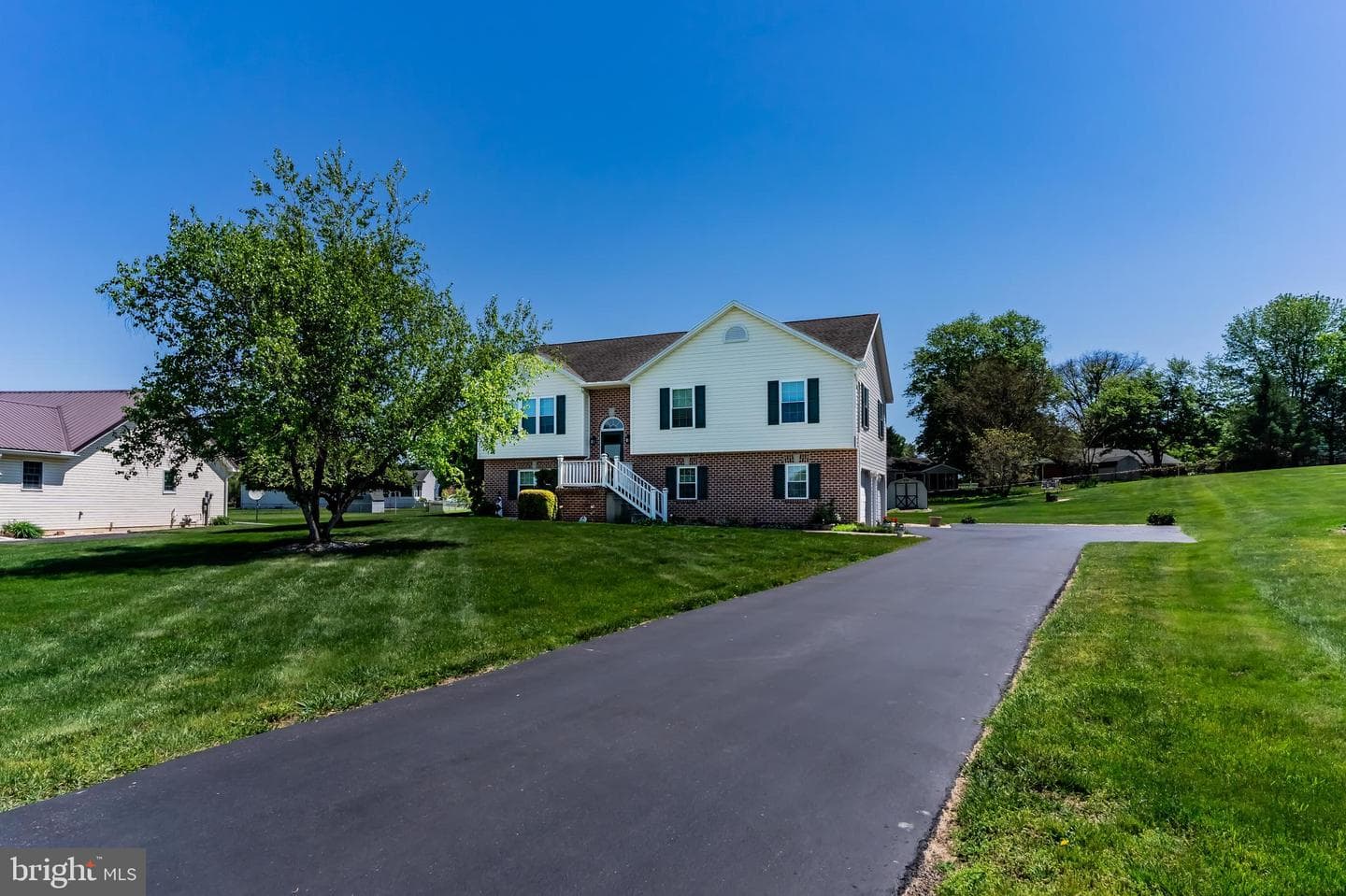 22 Cobblestone Drive photo 2