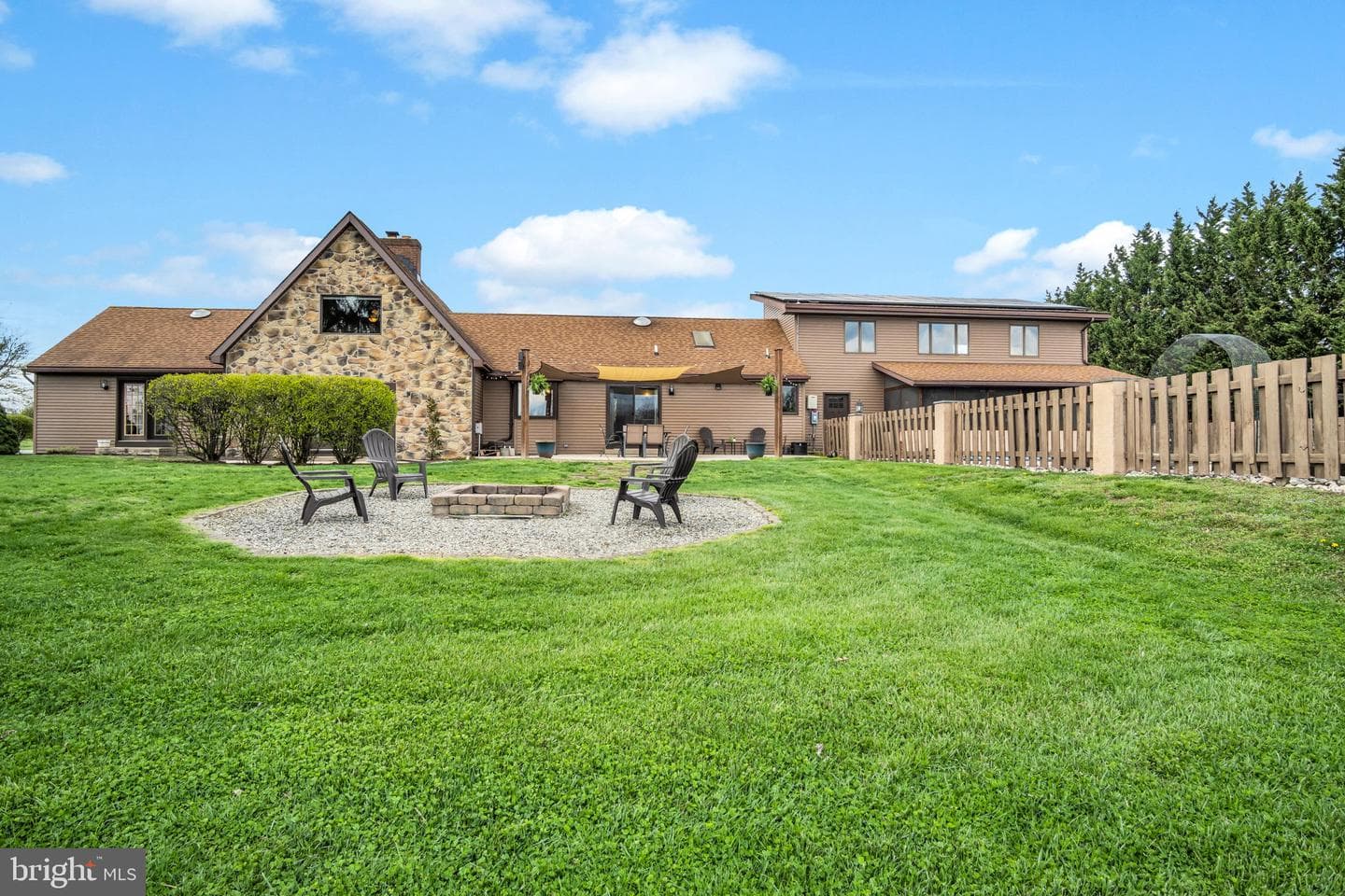 300 Hollowbrook Drive photo 43