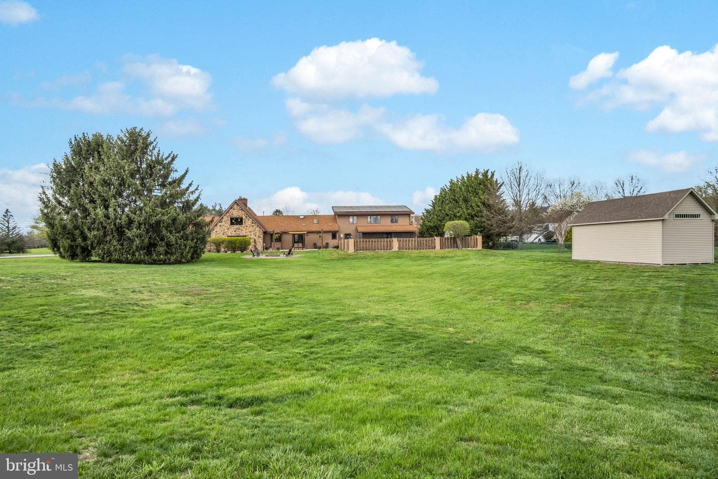 300 Hollowbrook Drive photo 46