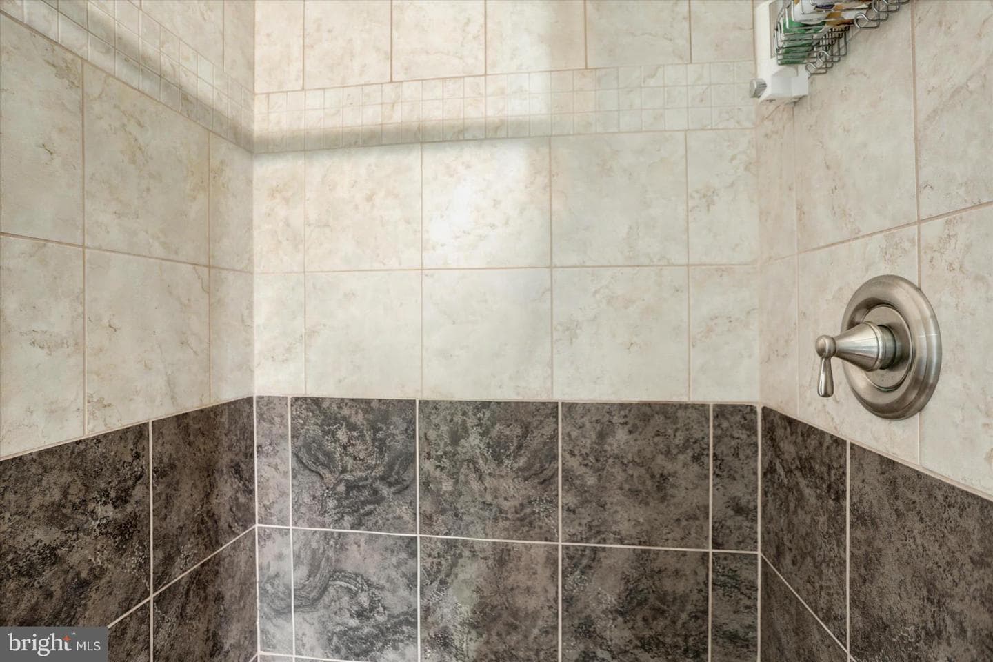 567 Lucinda Lane photo 16