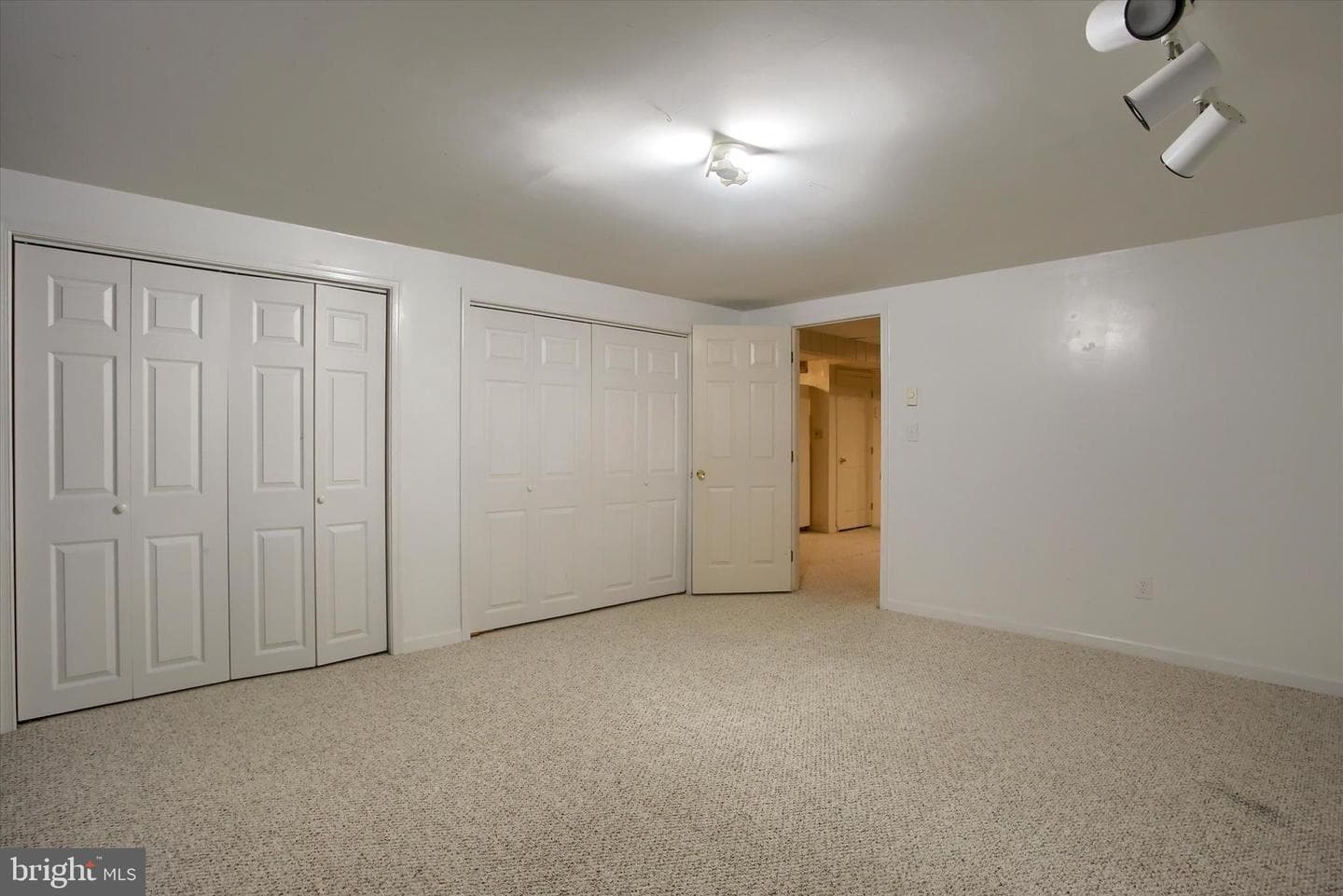 313 Croghan Drive photo 41