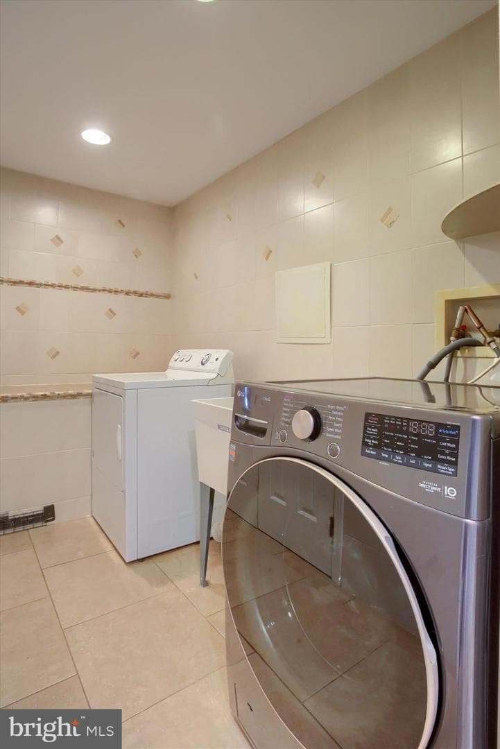 25 Oak Avenue photo 35