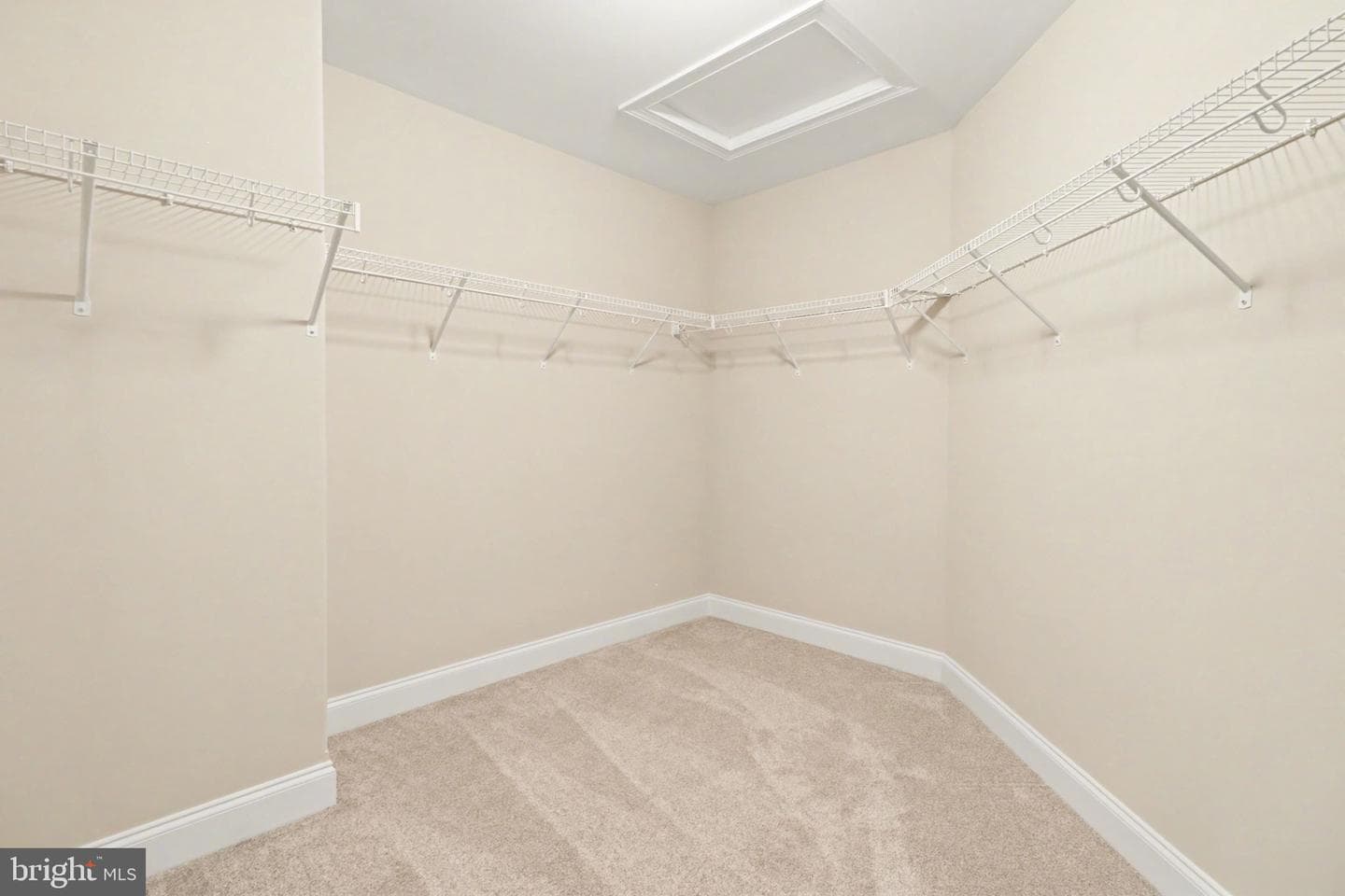 1405 Summit Way photo 24