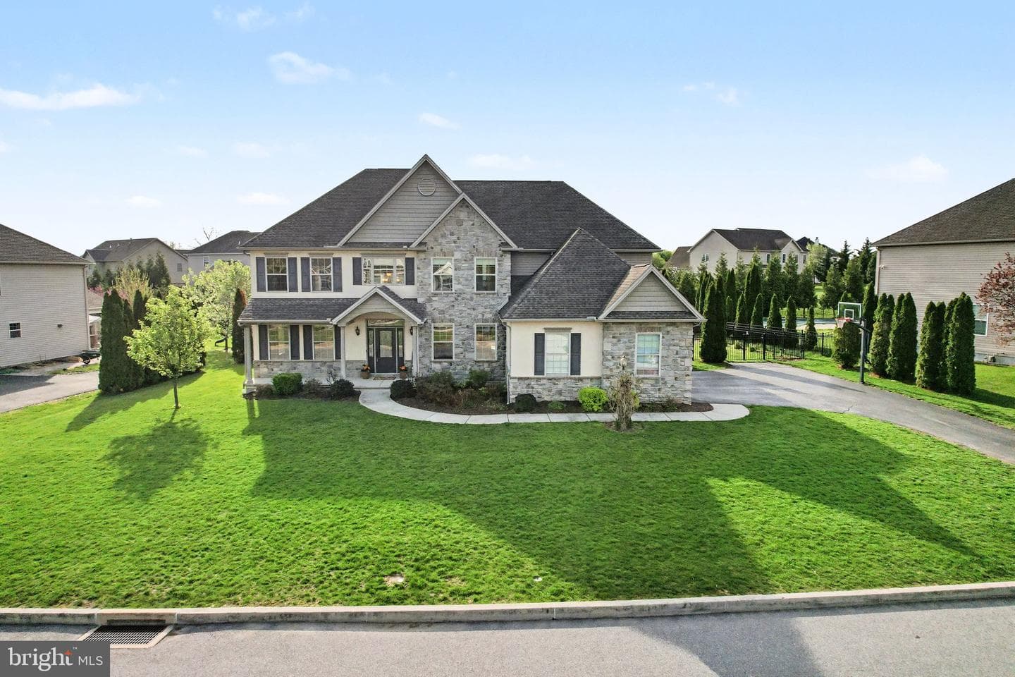 1405 Summit Way photo 53