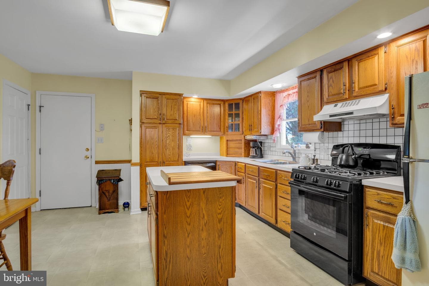 104 Ian Drive photo 11