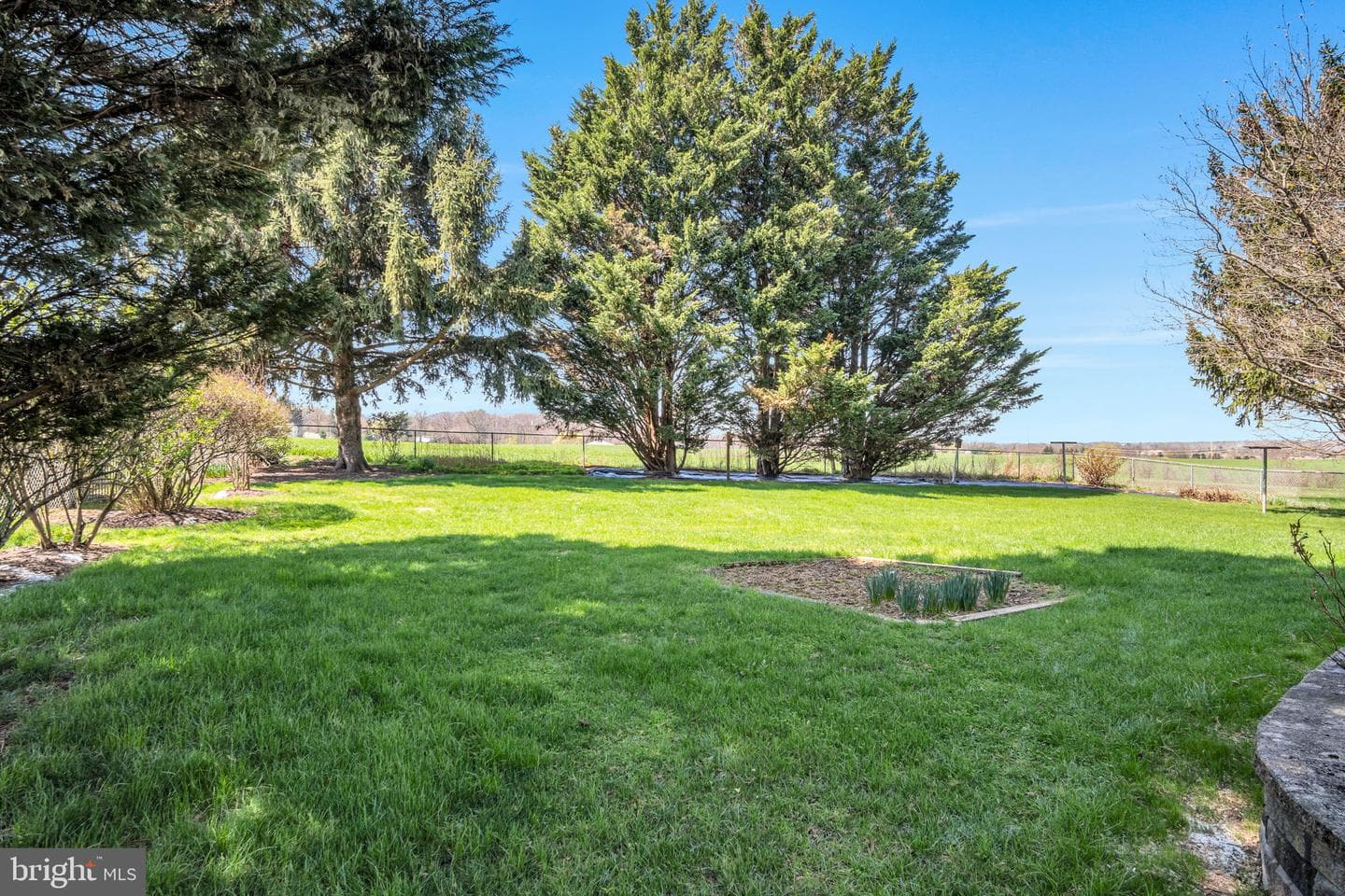 104 Ian Drive photo 31