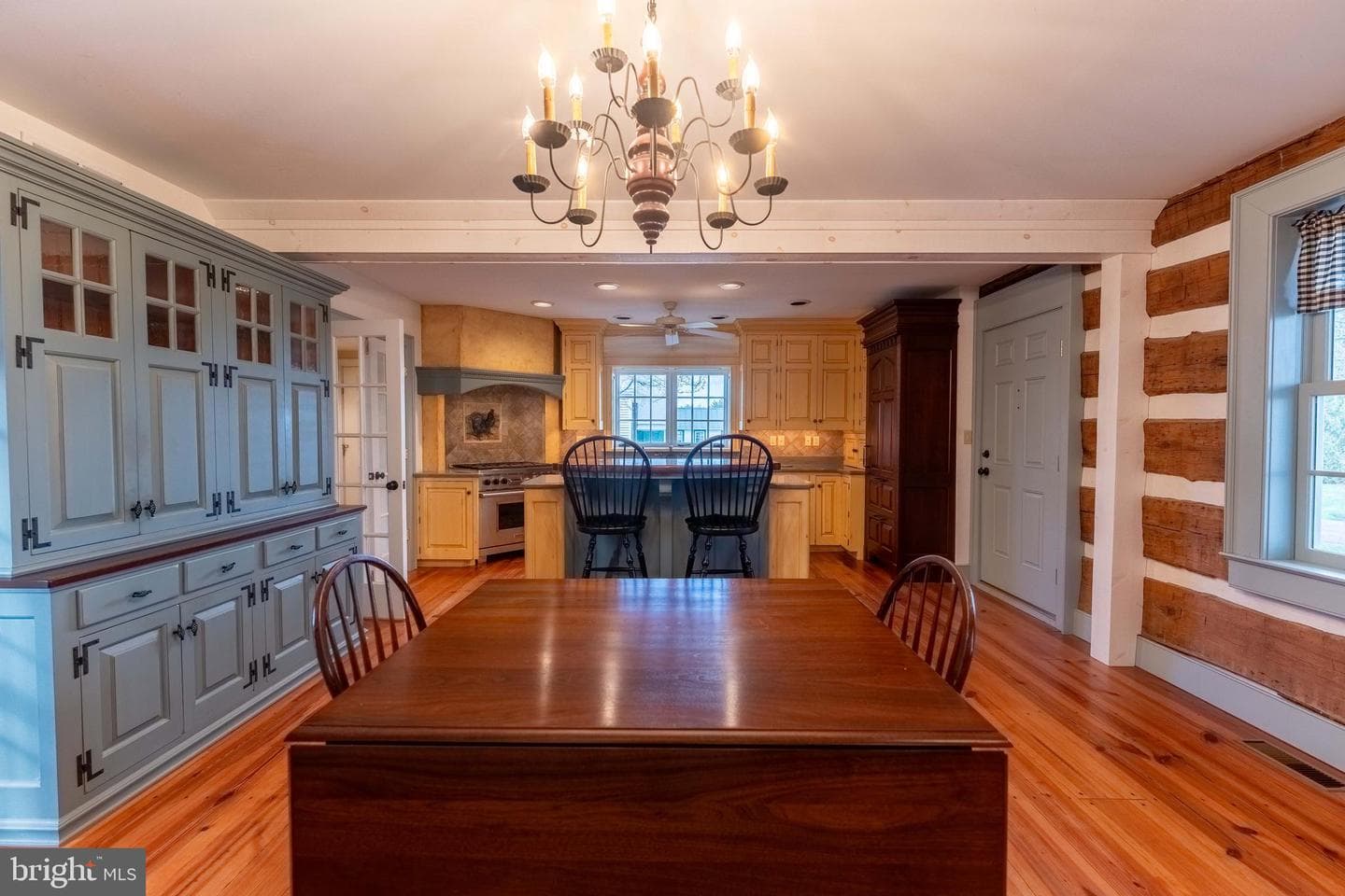 1122 W Trindle Road photo 12