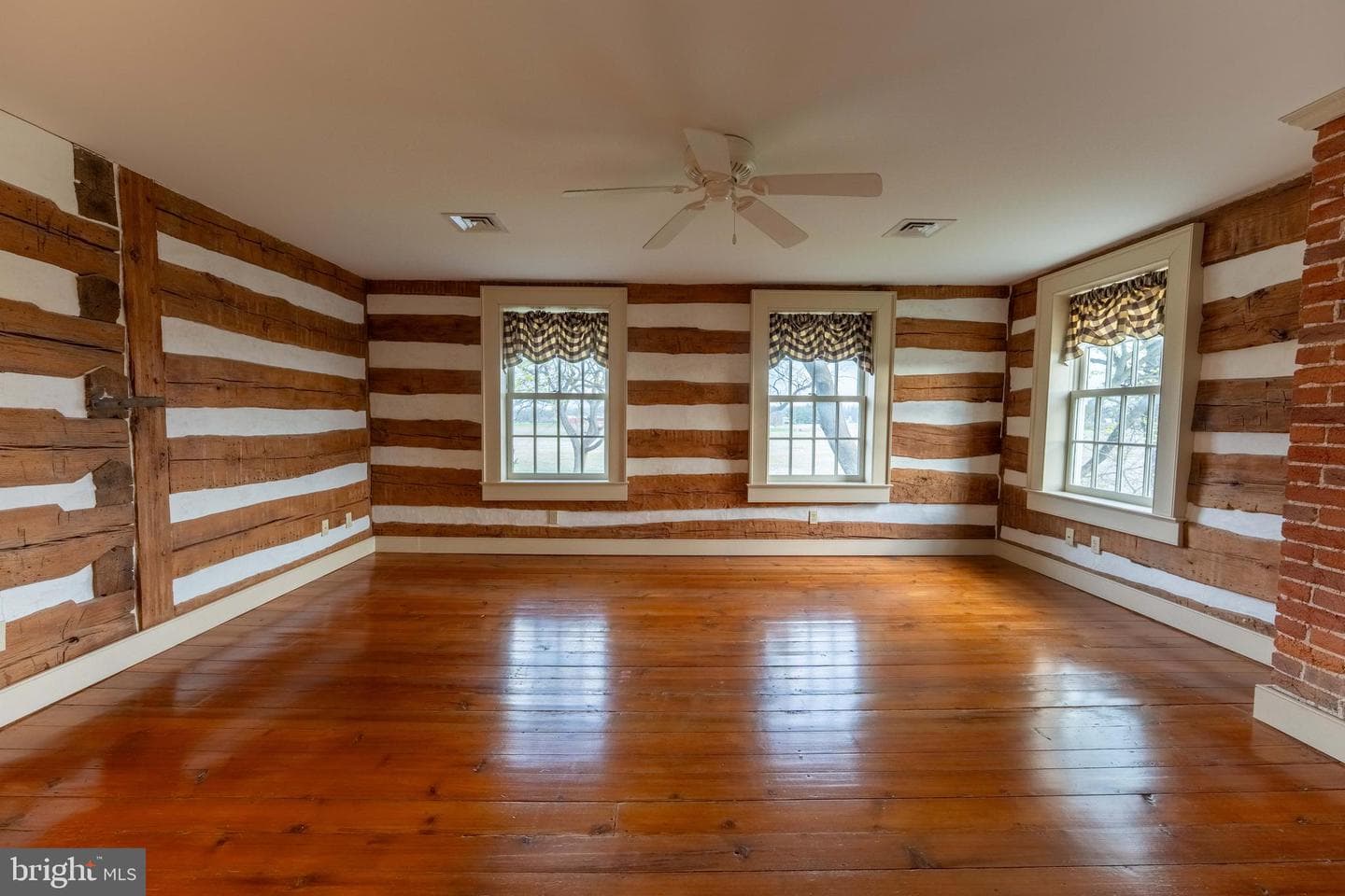 1122 W Trindle Road photo 20