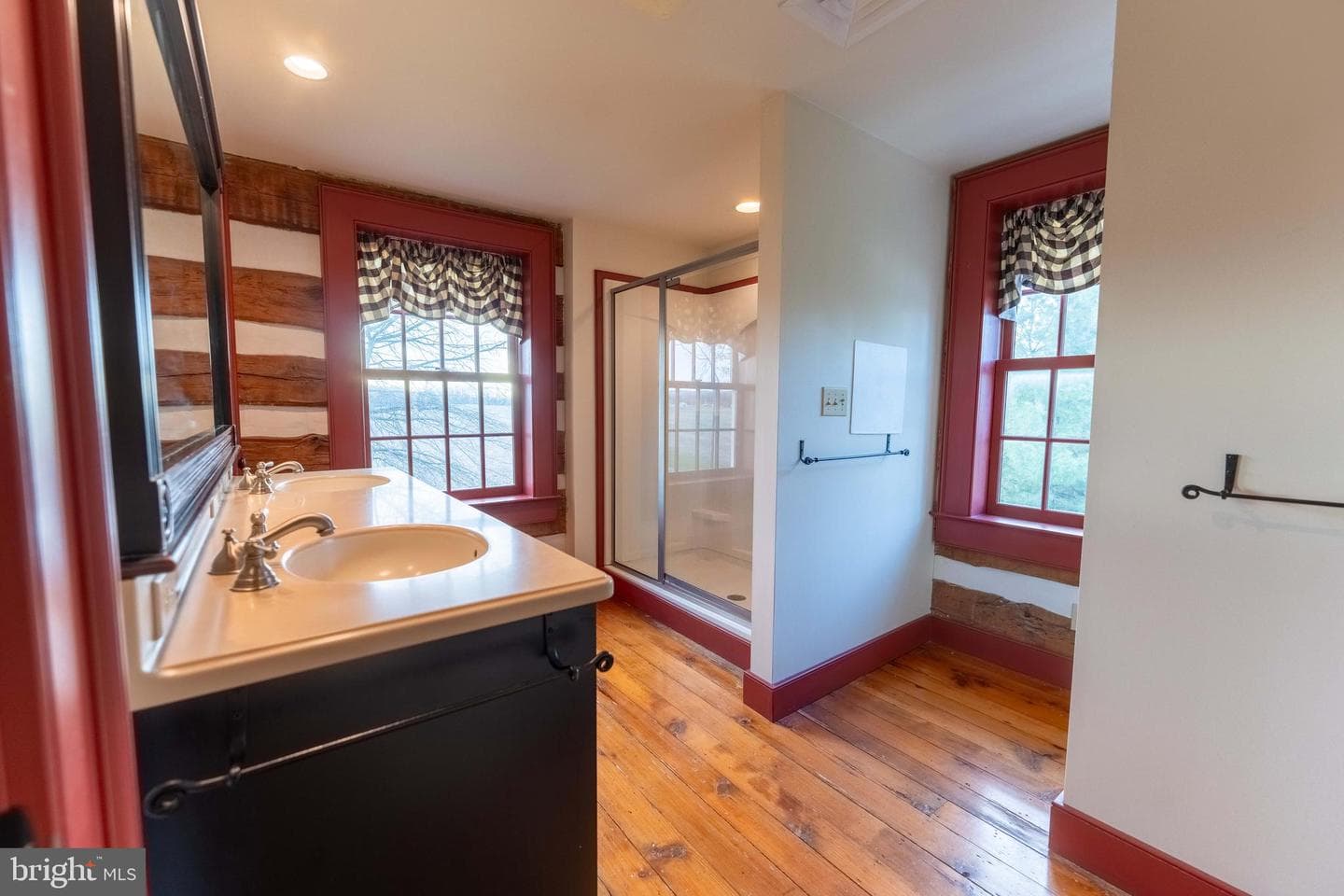 1122 W Trindle Road photo 21