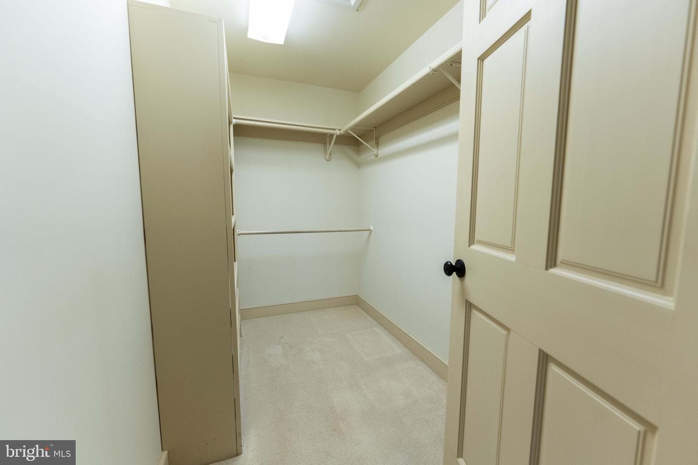 1122 W Trindle Road photo 28