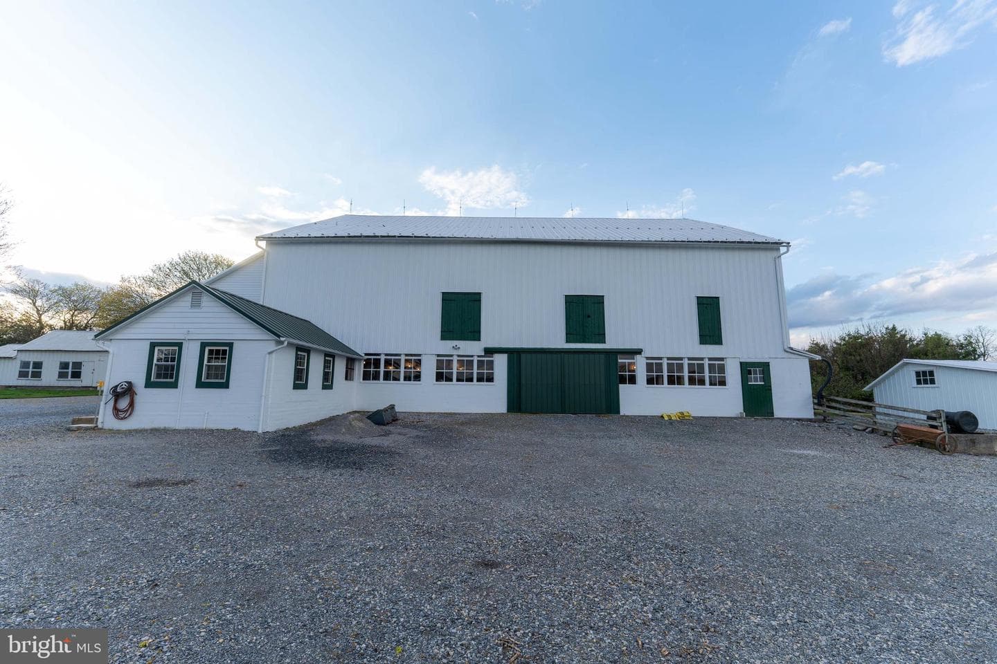 1122 W Trindle Road photo 36