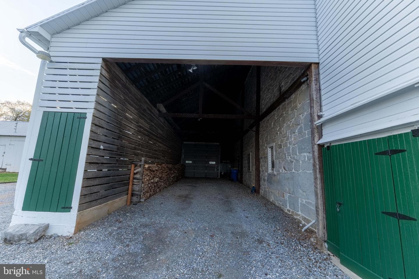 1122 W Trindle Road photo 41