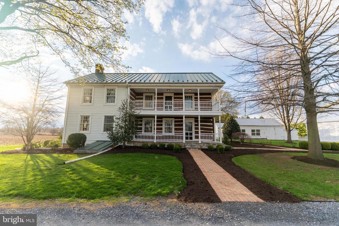 1122 W Trindle Road photo 5