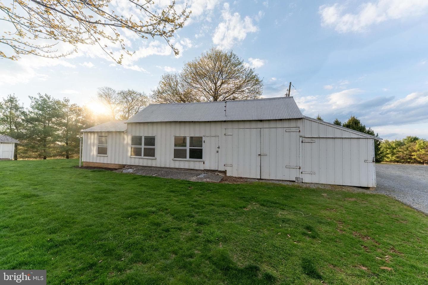1122 W Trindle Road photo 52