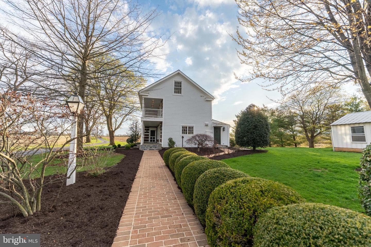 1122 W Trindle Road photo 6
