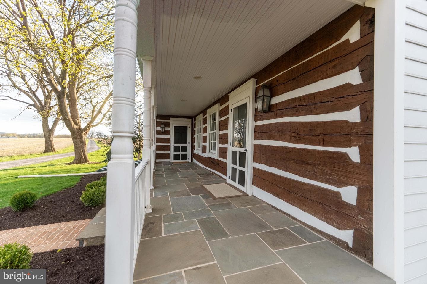 1122 W Trindle Road photo 7