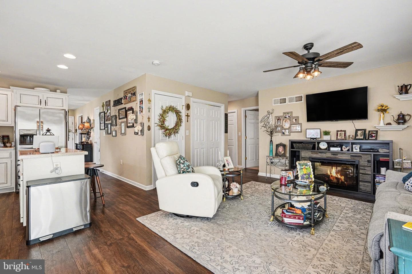 9 Creek Bank Drive photo 3