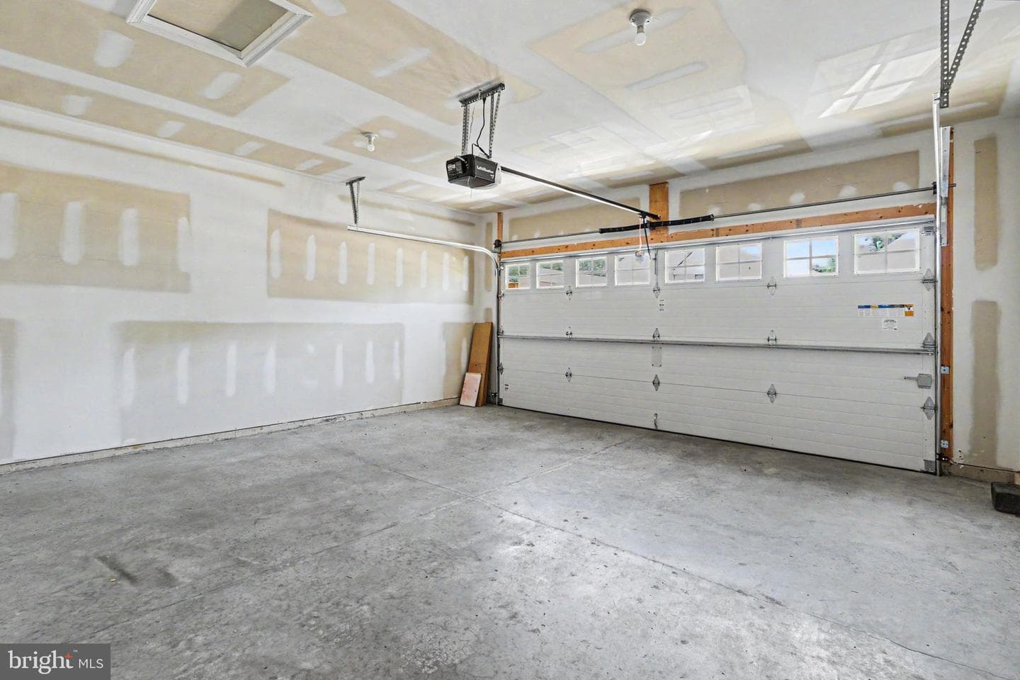936 W North Street photo 30