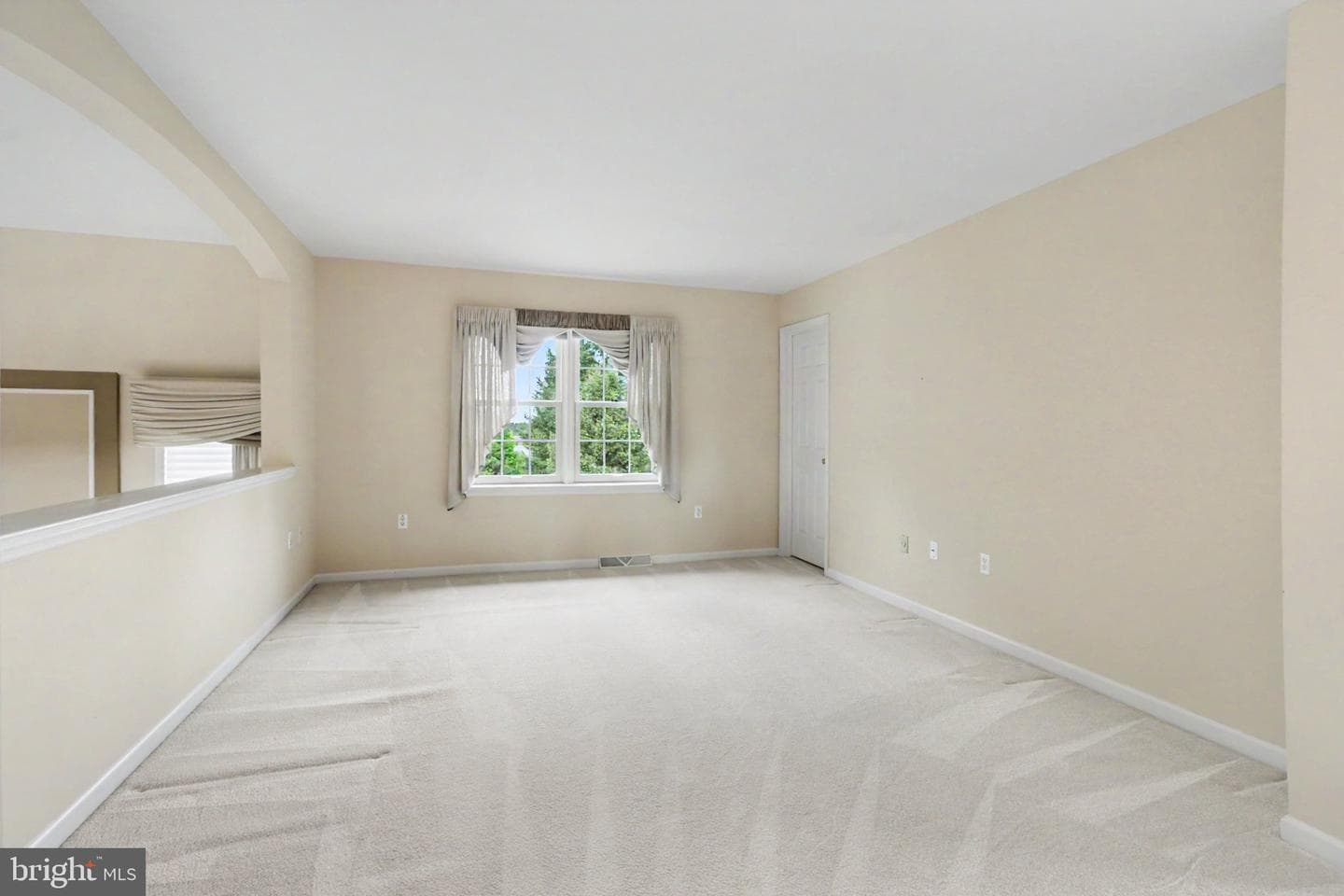 1103 Wansford Road photo 34