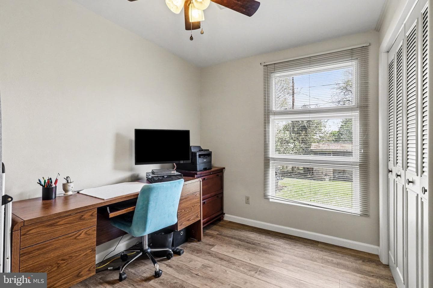 907 Allen Street photo 22