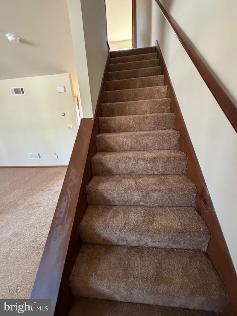 1006 Rebecca Street photo 8