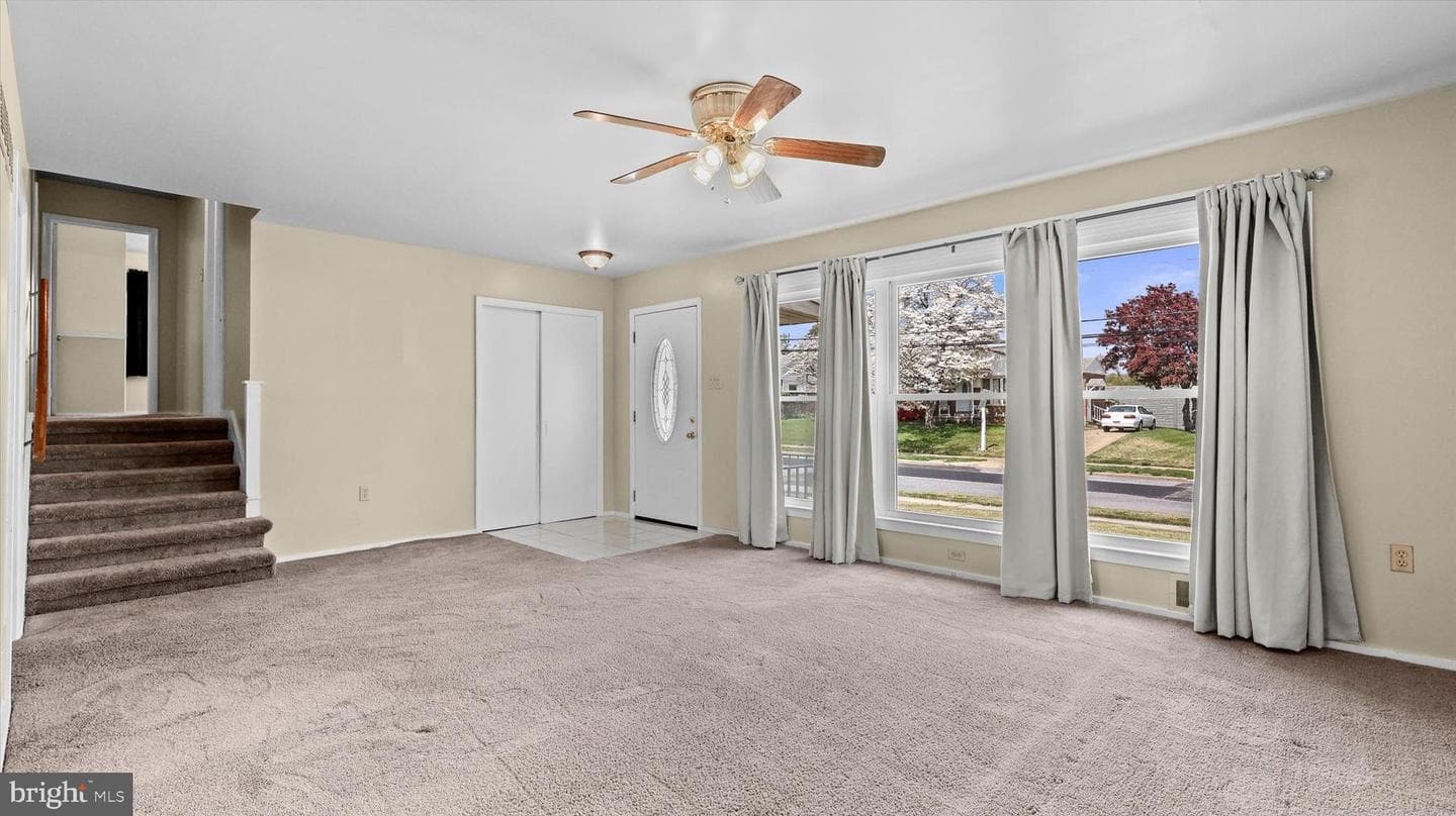20 Kensington Drive photo 5