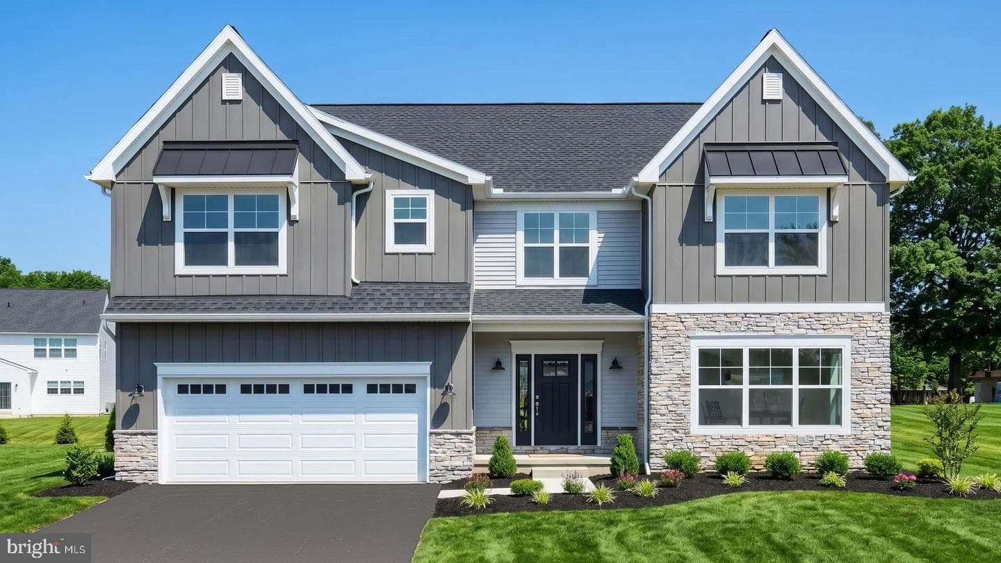 104 Devonshire Terrace, Mechanicsburg