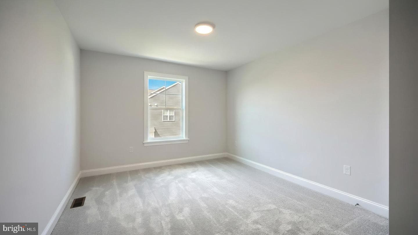 104 Devonshire Terrace photo 21