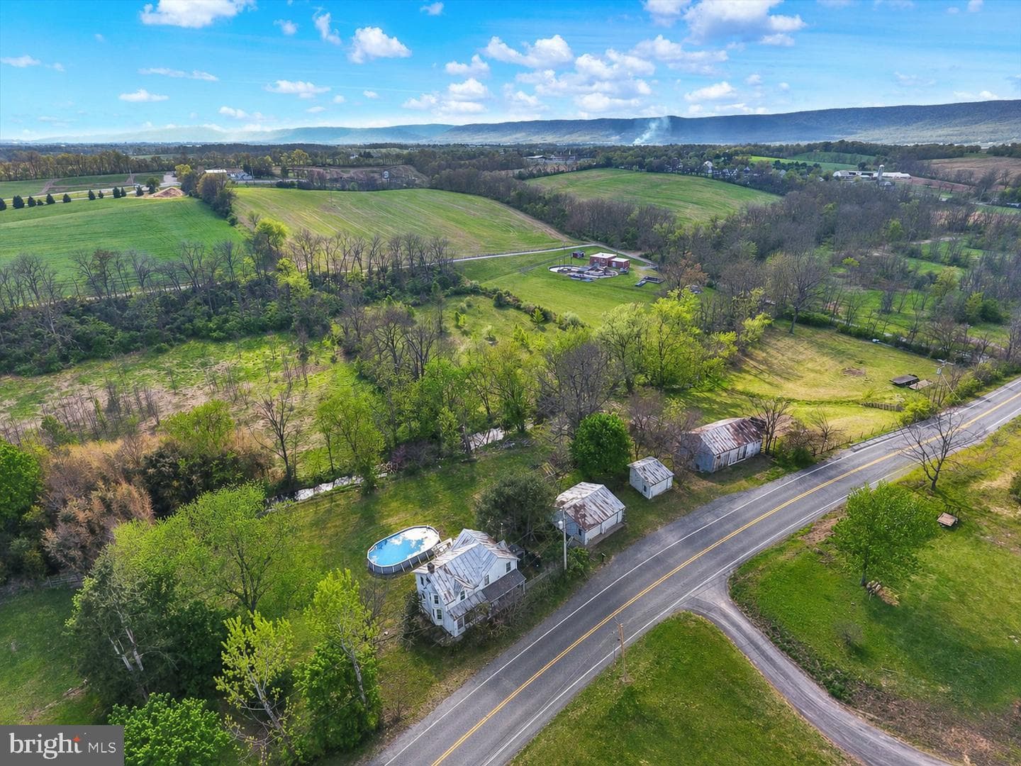 122 Shippensburg Rd, Shippensburg