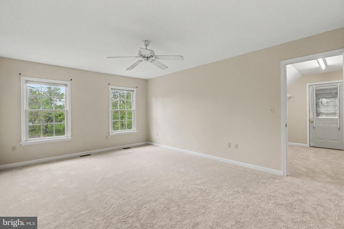 14 Royal Drive photo 15