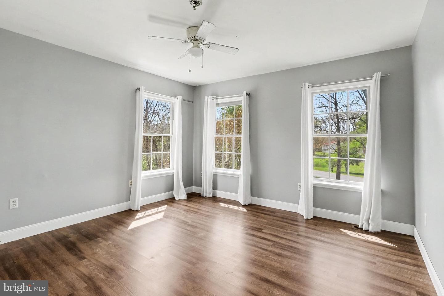 14 Royal Drive photo 21