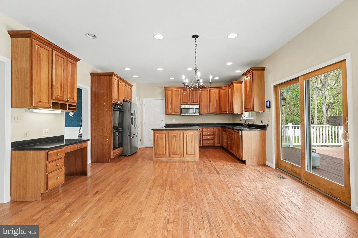 14 Royal Drive photo 8