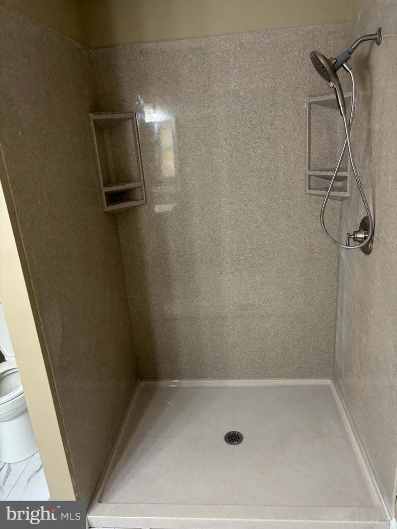 182 Rustic Drive photo 10