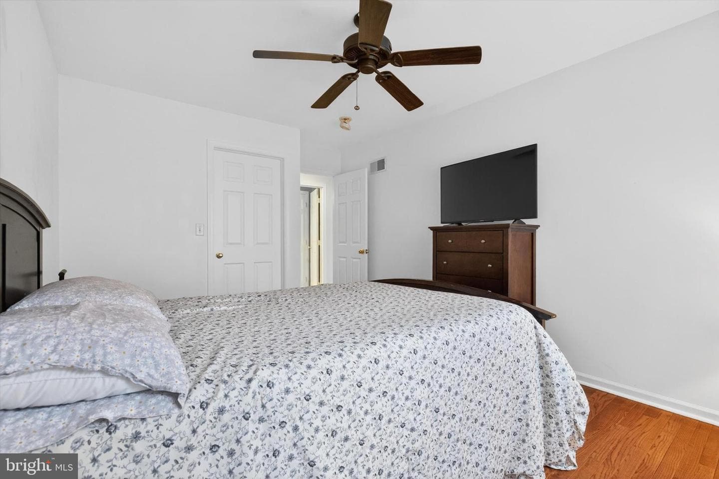 1126 Cross Creek Drive photo 12