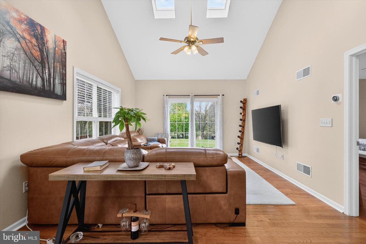 1126 Cross Creek Drive photo 3
