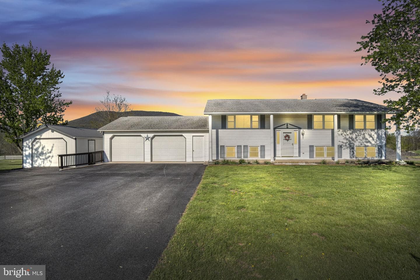 535 Shed Road photo 1
