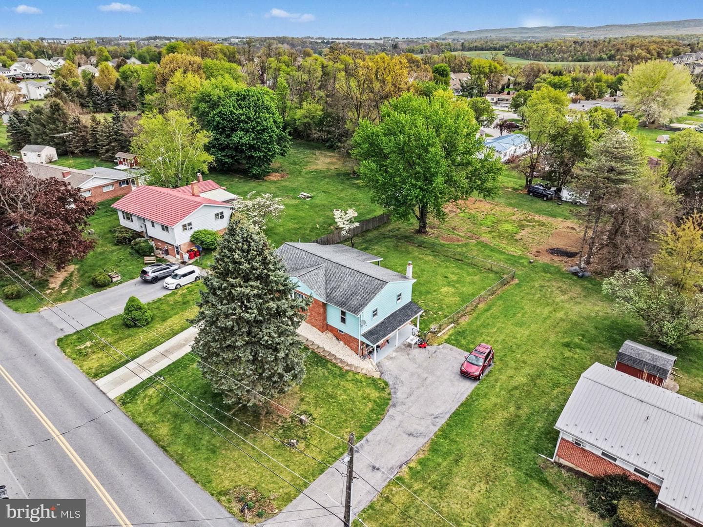 116 Willow Drive photo 6
