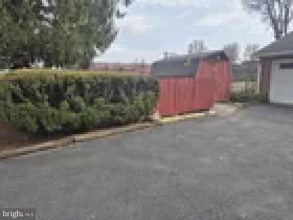21 Richard Road photo 9