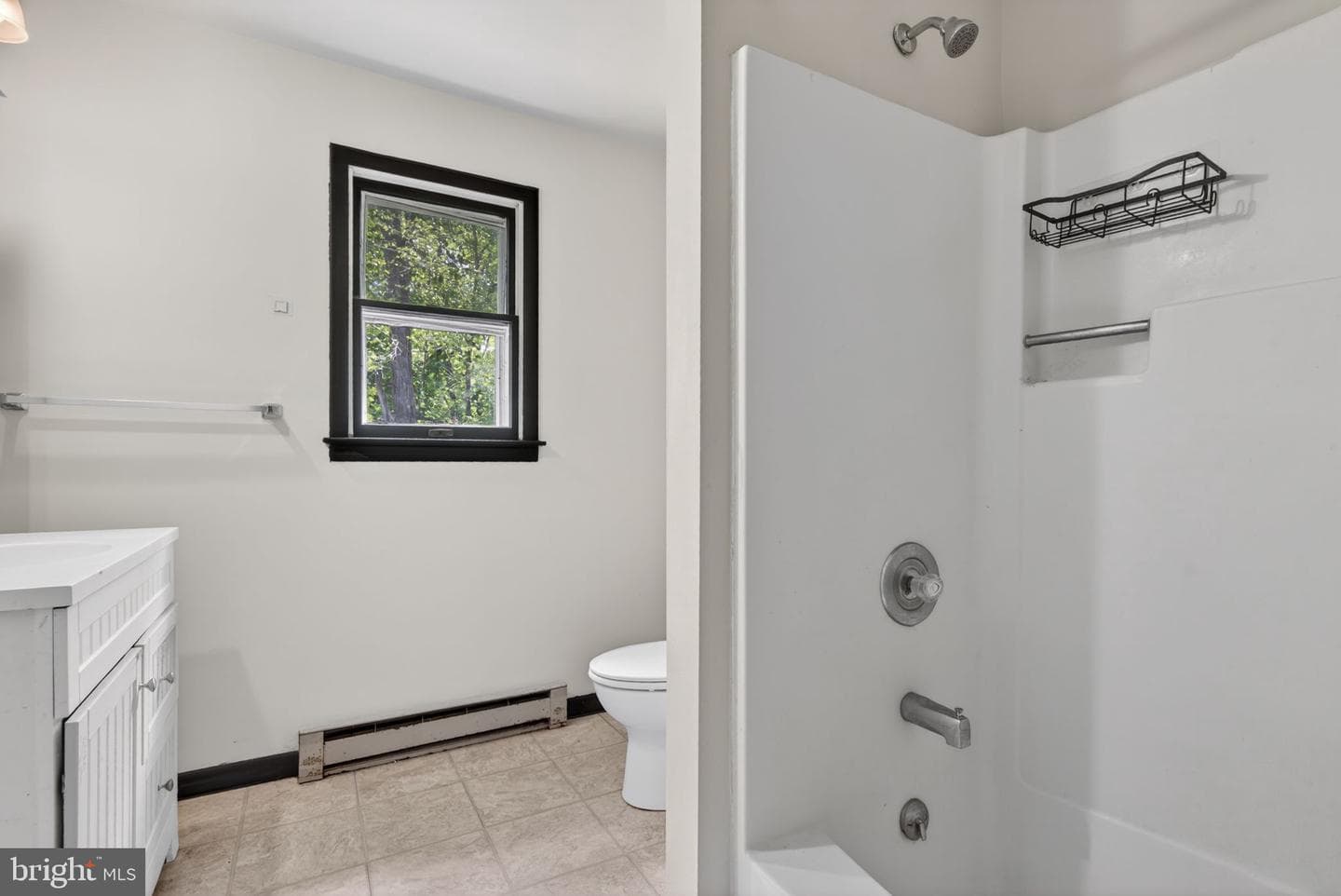 216 Marion Avenue photo 16