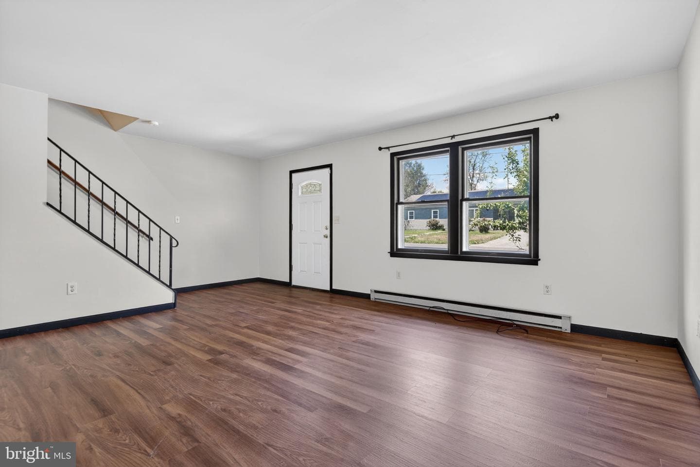 216 Marion Avenue photo 5
