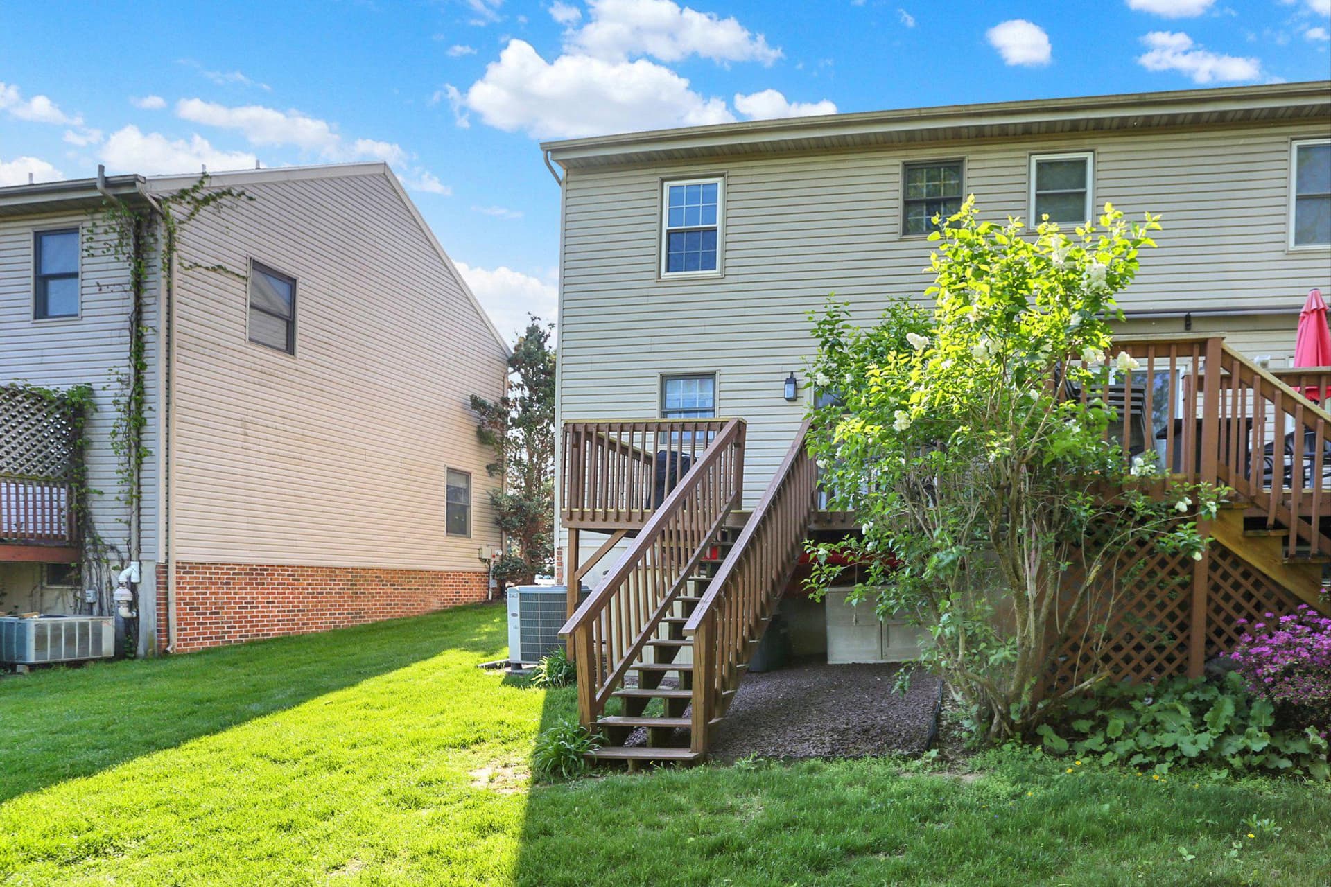 1516 Tussey Court photo 31