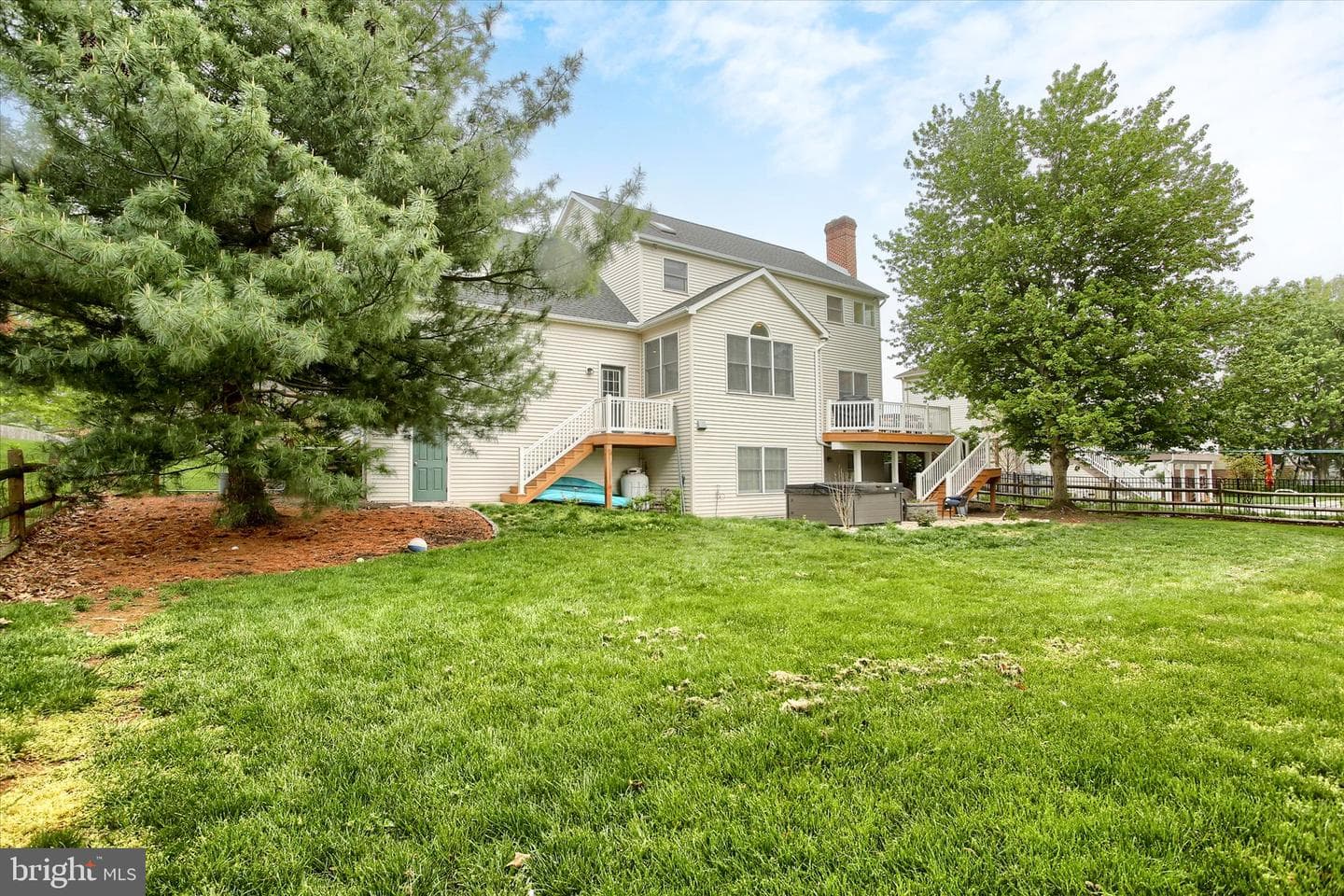 328 E Meadow Drive photo 35