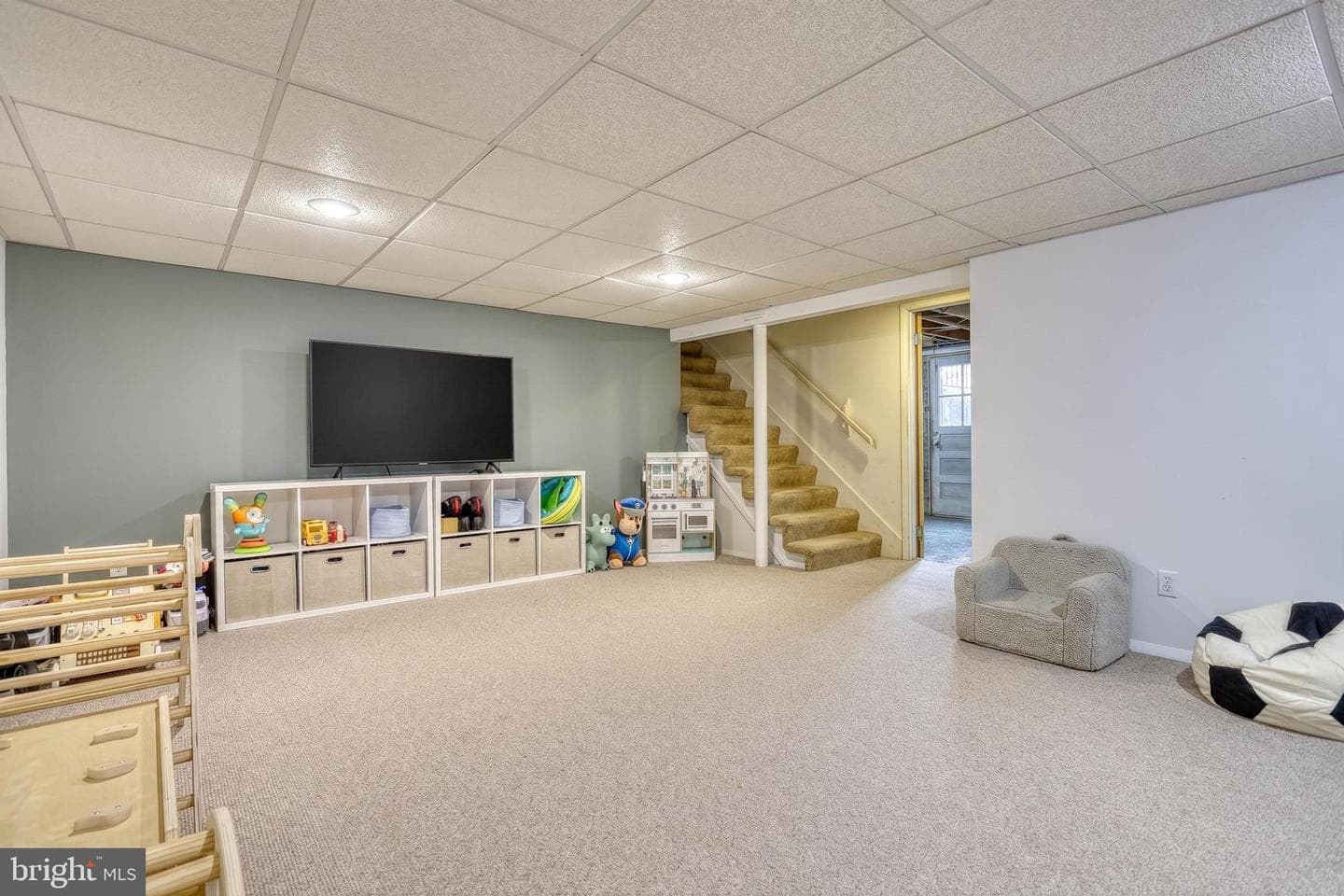 52 Center Drive photo 25
