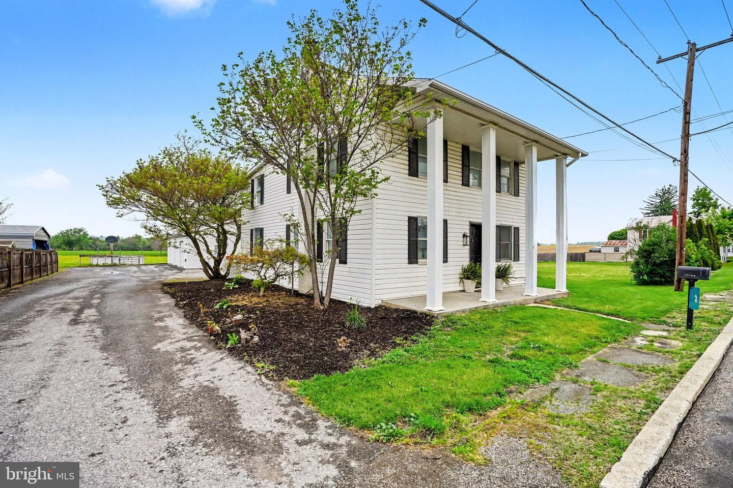 46 E Main Street photo 1