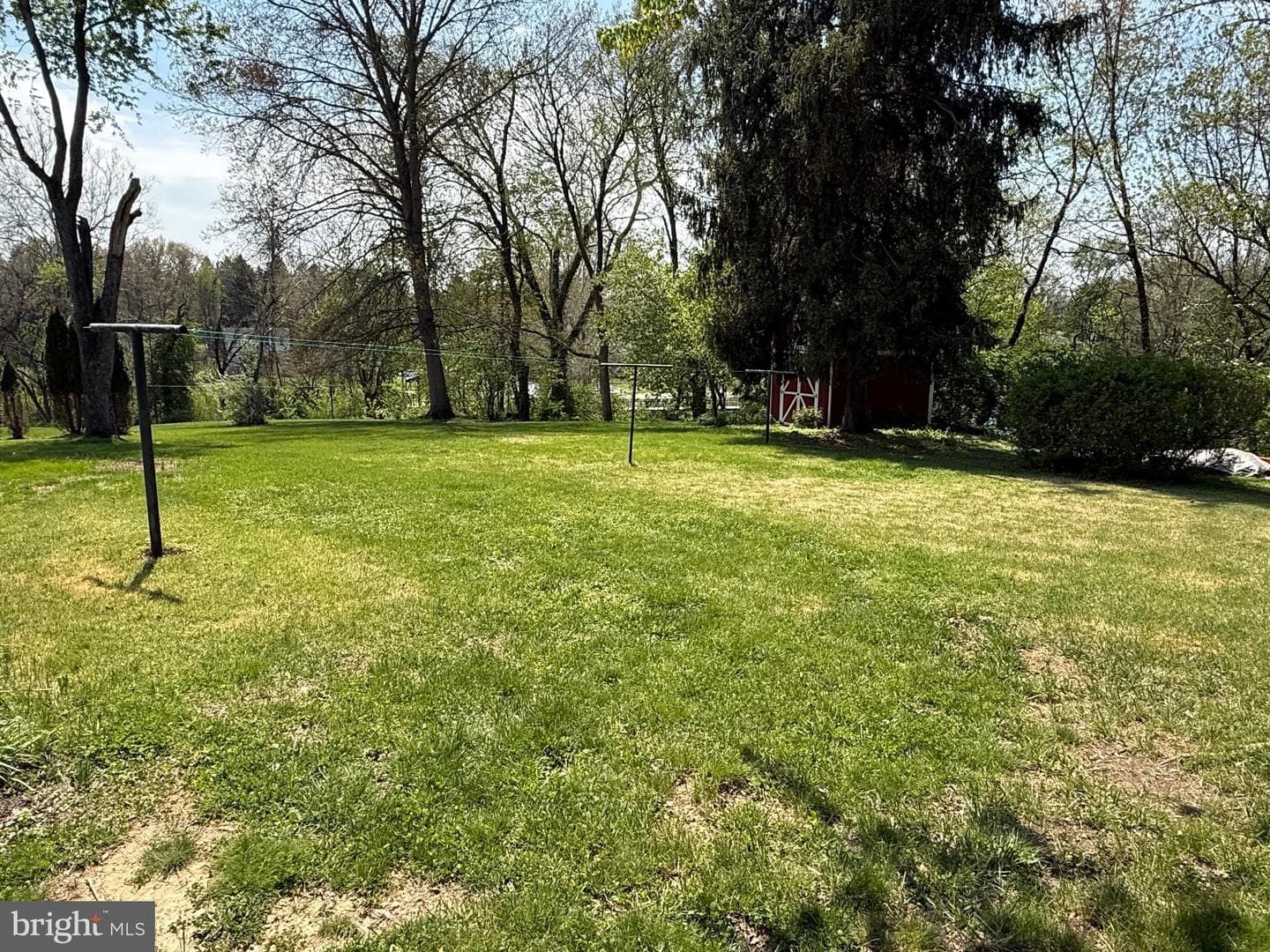 310 Hemlock Road photo 4