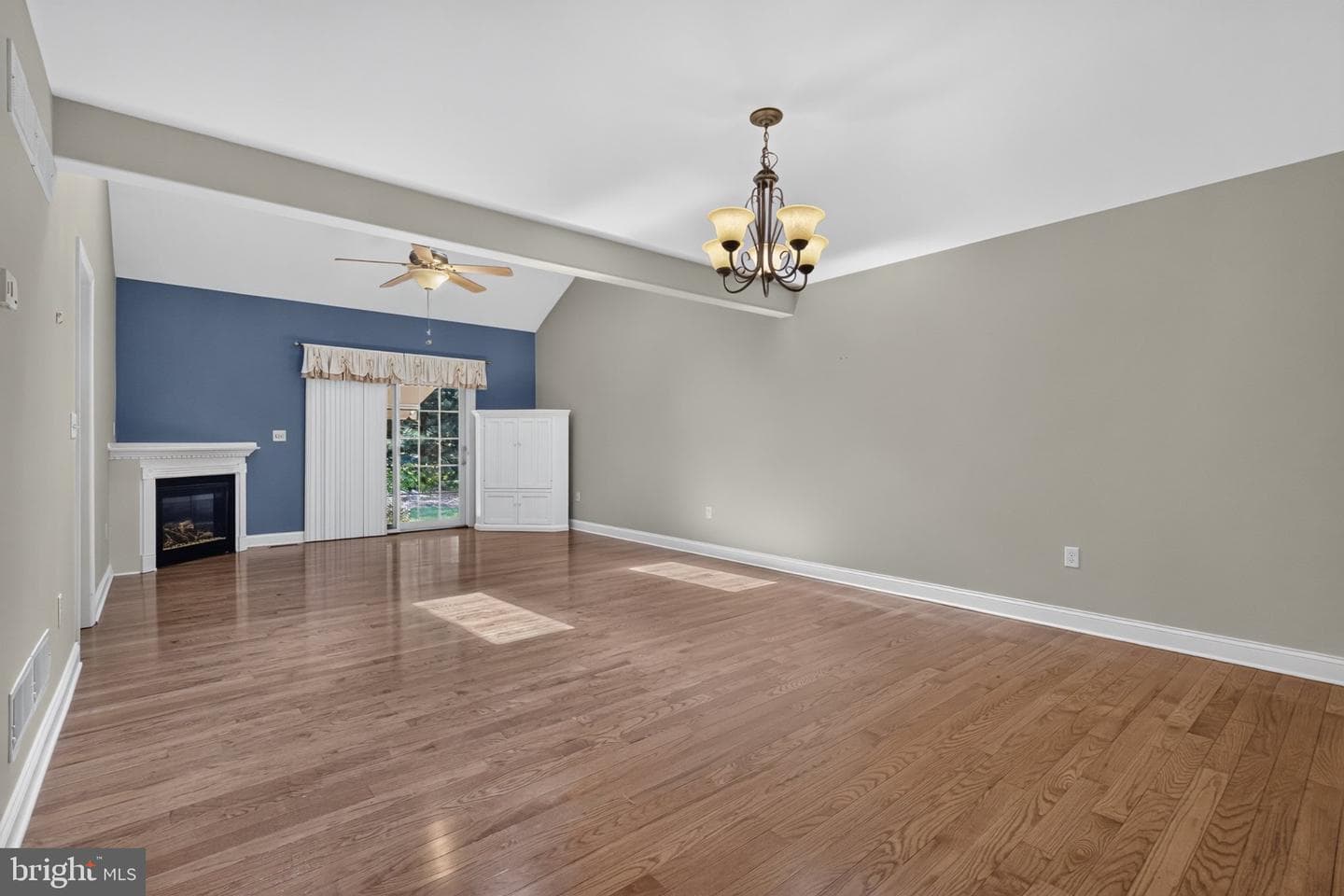 103 Pin Oak Court photo 14