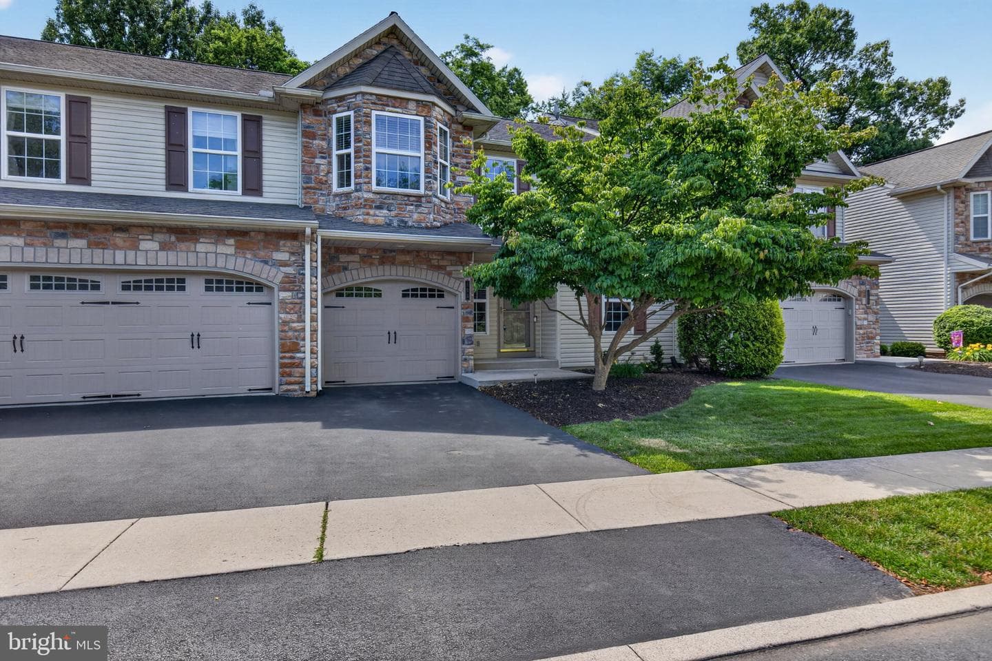 103 Pin Oak Court, Mechanicsburg