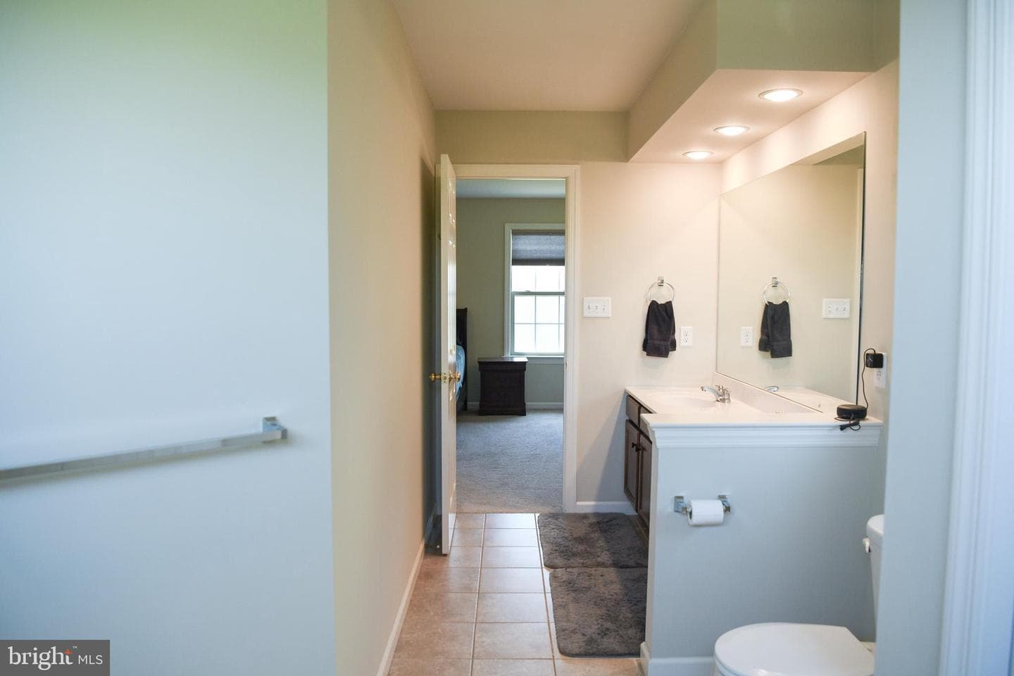 2034 Liberty Drive photo 23